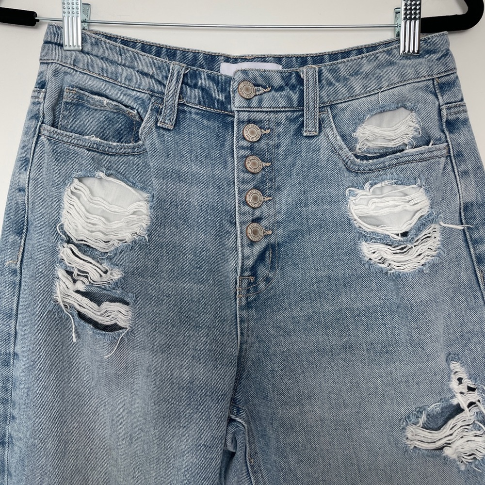 Vervet by Flying Monkey High Rise Button Fly Distressed Mom Jeans | Size 27 - Picture 11 of 15